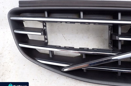 VOLVO XC60 LIFT 13-17 GRILL ATRAPA CHŁODNICY