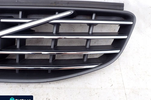 VOLVO XC60 LIFT 13-17 GRILL ATRAPA CHŁODNICY