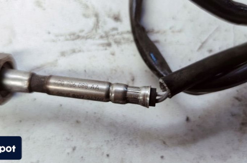 CZUJNIK TEMPERATURY SPALIN AUDI A4 A6 4G0906088AA