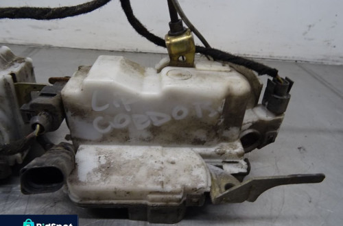 SEAT CORDOBA I LIFT 99-02 ZAMEK DRZWI LEWY PRAWY TYŁ