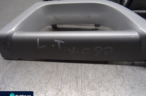 VOLVO XC90 I 02-06 2.4D RAMKA OSŁONA KLAMKI WEWNĘTRZNEJ