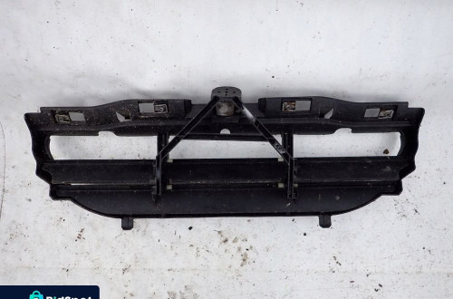 BMW E90 E91 E92 KIEROWNICA WLOT POWIETRZA