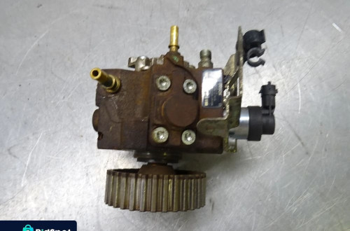 FORD FOCUS MK2 1.6 TDCI 04-07 POMPA WTRYSKOWA 9656300380 / 0445010102