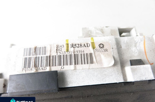 LICZNIK CHRYSLER VOYAGER IV 2.5 CRD R528AD