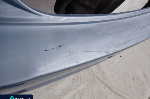 TOYOTA AURIS I HB 06-09 ZDERZAK TYŁ TYLNY PDC