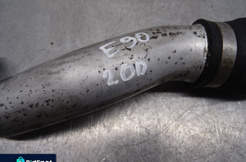 BMW E90 04-12 RURA WĄŻ DOLOT INTERCOOLERA