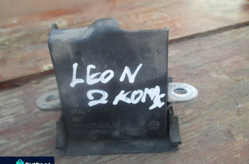 zamek klapy Leon II