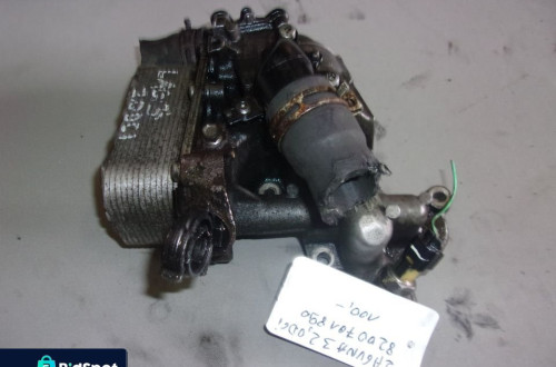 PODSTAWA FILTRA OLEJOWEGO RENAULT LAGUNA III 2.0
