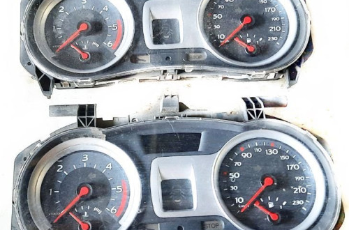 RENAULT CLIO III LICZNIK ZEGAR 8200761861M