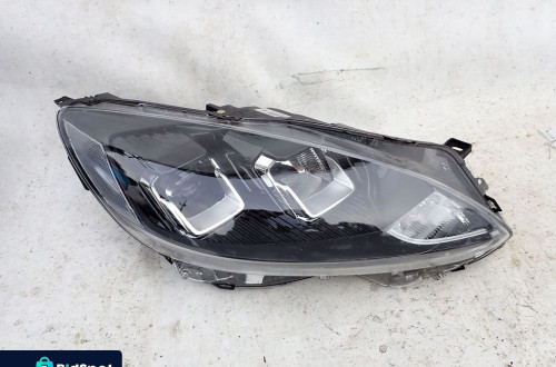 FORD KUGA III 20- LAMPA PRAWA PRZÓD PRZEDNIA LED