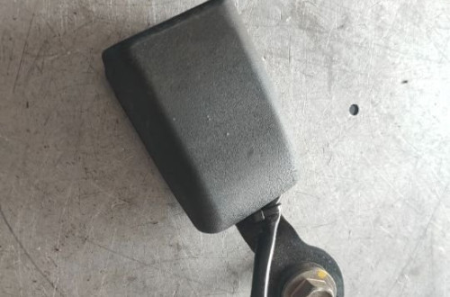 MITSUBISHI L200 V FULLBACK 15- WPINKA ZAPINKA PASA