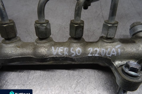 TOYOTA VERSO 09-12 2.2 D-CAT LISTWA WTRYSKOWA PALIWA