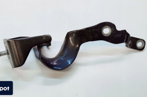 ZAWIAS KLAPY LEWY TYŁ AUDI A3 8P SPORTBACK 8P4827299A