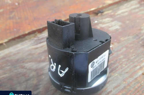 przełącznik świateł VW Caddy Golf V 1K0941431AR