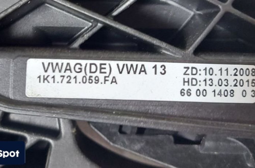 VW SCIROCCO 15r PEDAŁ SPRZĘGŁA 1K1721059FA