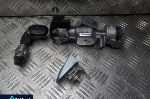 FORD C-MAX MK1 1.6 B STACYJKA KLUCZYKI WKŁADKA ZAMKA 3M51-3F880-AB
