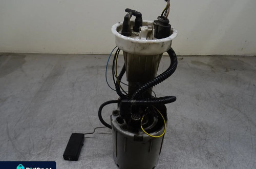 AUDI A4 B7 SEDAN 04-08 1.9TDI POMPA PALIWA 8E0919060