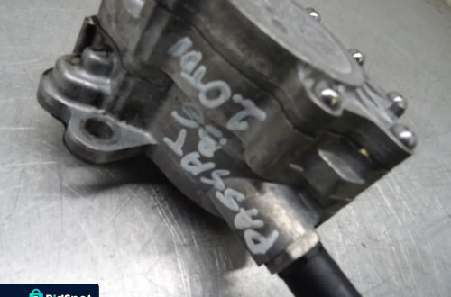 PASSAT B6 / A6 C6 04-07 2.0TDI POMPA VACU VACUM 03G145209C