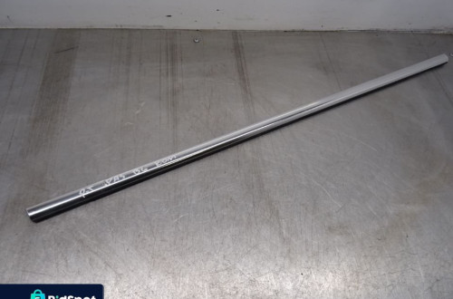VW PASSAT B6 05-09 2.0TDI LISTWA ZGARNIAJĄCA DRZWI LEWY TYŁ CHROM