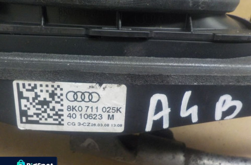 AUDI A4 B8 2.0 TDI WYBIERAK ZMIANY BIEGÓW 8K0711025K