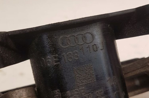 KOLEKTOR SSĄCY AUDI A4 B7 A6 C6 3.2 FSI 06E133110J