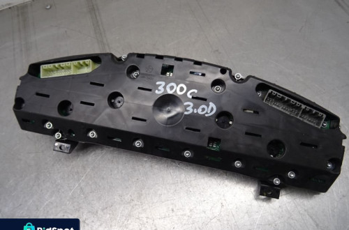 CHRYSLER 300C 04-10 3.0 CRD LICZNIK ZEGAR ZEGARY P05172061AF