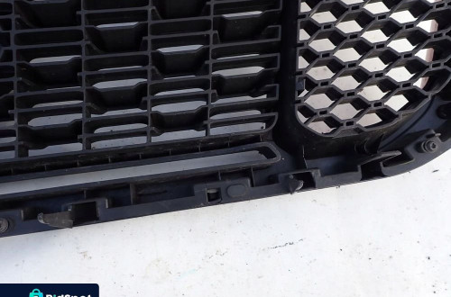FORD RANGER III 3 LIFT 19-22 GRILL ATRAPA