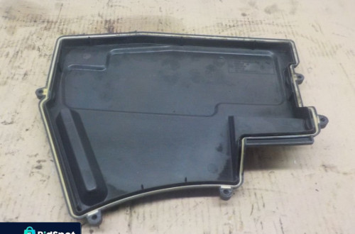 BMW E60 E61 OBUDOWA SKRZYNKI BEZPIECZNIKÓW 7520899