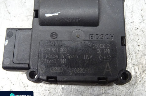 AUDI A6 C6 04-07 2.0TDI SILNICZEK NAGRZEWNICY 4F0820511A / 4F0820511B