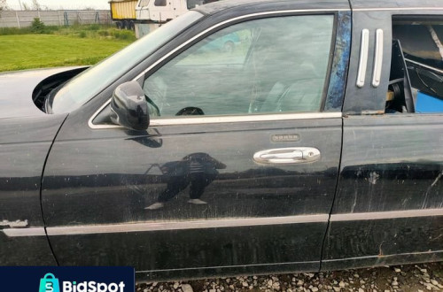 LINCOLN TOWN 00r DRZWI LEWY PRZÓD PRZEDNIE GOŁE