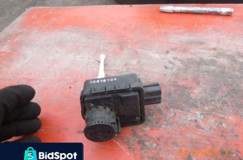 ROVER MG SILNICZEK REGULACJI LAMPY 037852320