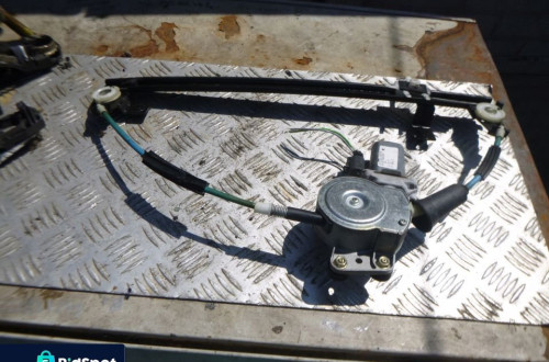 FIAT MULTIPLA PODNOSNIK SZYB PRAWY PRZOD 465106290