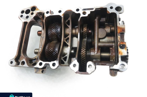 POMPA OLEJU AUDI A4 B6 2.0 ALT 8045020508AT  ALT