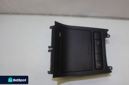 POPIELNICZKA VOLKSWAGEN GOLF VI 1.6TDI