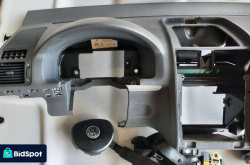 VW TOURAN 05r DESKA ROZDZIELCZA PASY PODUSZKI