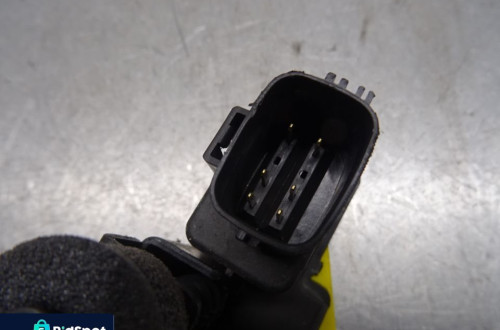 VOLVO XC90 I 02-06 2.4D ZAMEK PRAWY LEWY TYŁ TYLNY 6 PIN