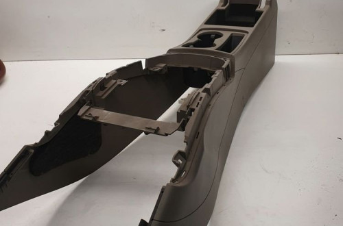 TUNEL ŚRODKOWY AUDI A4 B8 8K0864981D