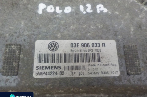 VW POLO KOMPUTER STEROWNIK SILNIKA 03E906033R