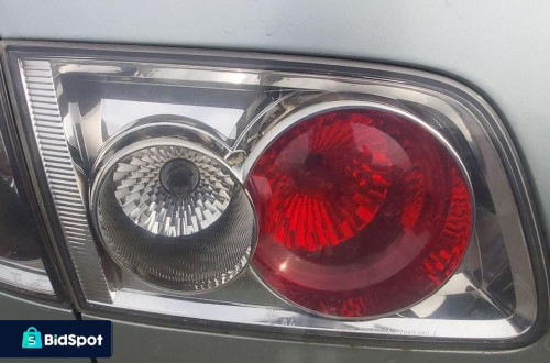 MAZDA 6 VI GG 04r KOMBI LAMPA LEWA TYLNA TYŁ W KLAPĘ