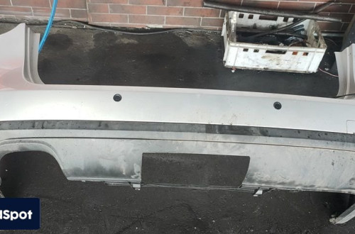 VW PASSAT B6 05- KOMBI ZDERZAK TYŁ PDC LA7W