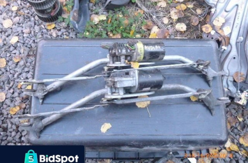 AUDI B4 80 SILNICZEK MECHANIZM WYCIERACZEK PRZÓD