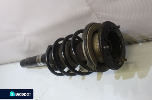 MCPERSON LEWY PRZEDNI BMW E90 320I 2.0