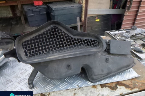 MERCEDES W221 WLOT POWIETRZA A2218300044