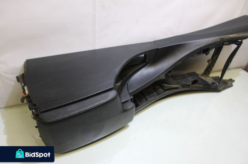 TUNEL ŚRODKOWY BMW E90
