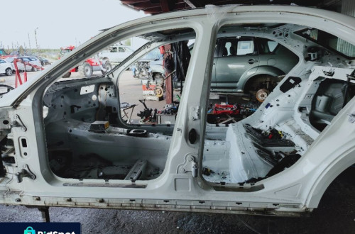 MERCEDES C-KLASA W204 PRÓG SŁUPEK LEWY C650