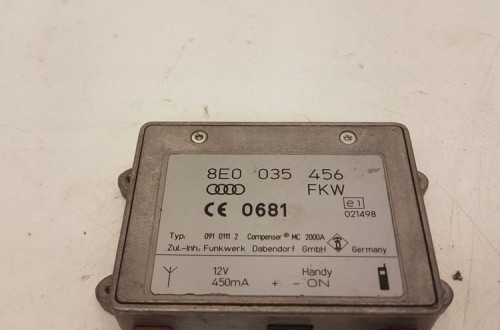 WZMACNIACZ ANTENY AUDI A4 B7 A6 C6 8E0035456