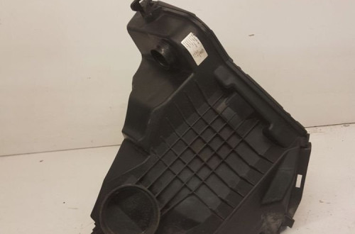 OBUDOWA FILTRA POWIETRZA AUDI A4 A5 Q5 8K0133837AD