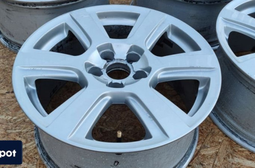 FELGA FELGI AUDI A4 A5 Q5 8J R17 ET39 8R0601025