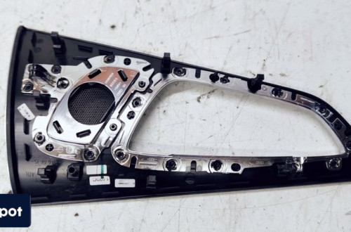 LISTWA DEKOR DRZWI AUDI A7 PRAWY TYŁ 4G8867420