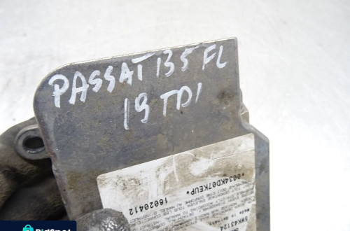 VW Passat B5 FL 1.9 TDI Sensor Moduł Poduszek AIRBAG 1C0909605B
